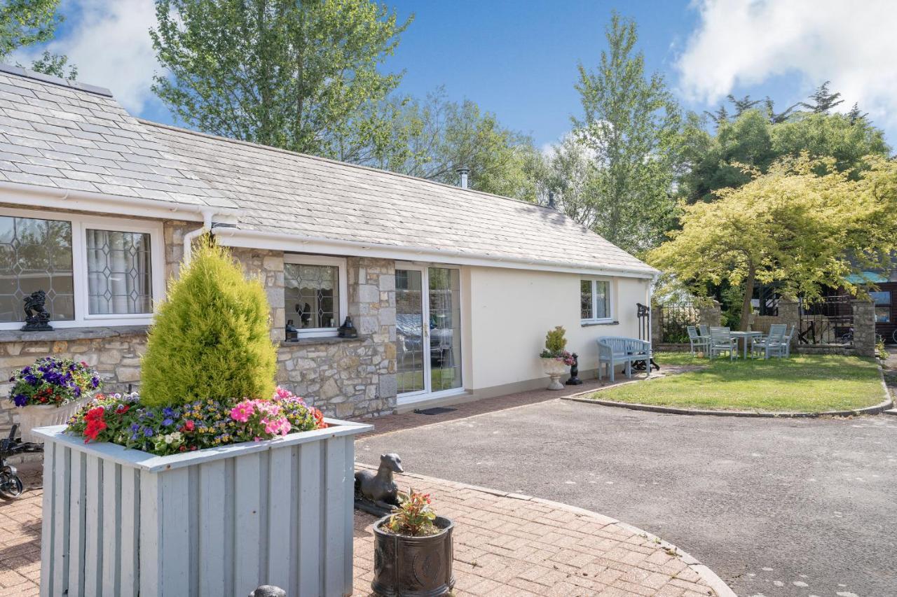 Ash Cottage คลานท์วิท เมเจอร์ ภายนอก รูปภาพ