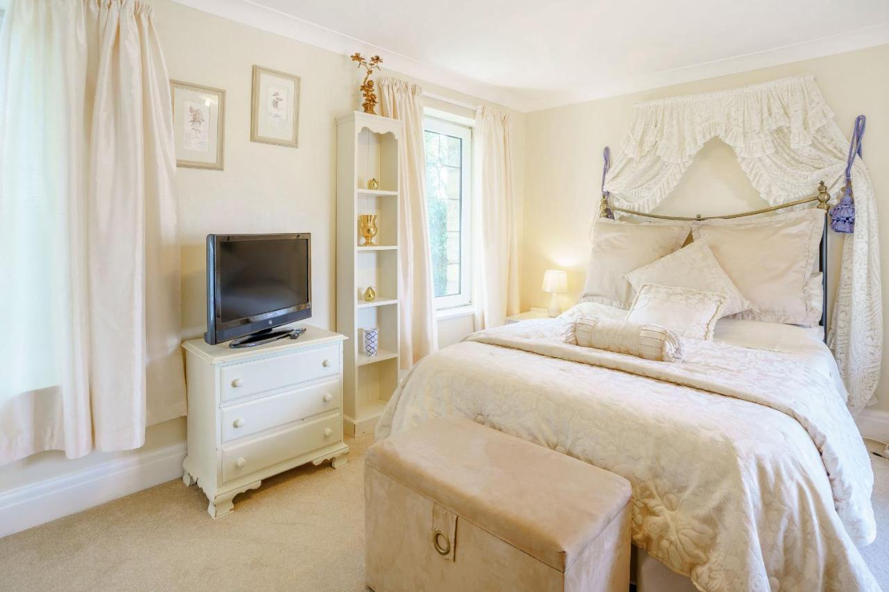 Ash Cottage คลานท์วิท เมเจอร์ ภายนอก รูปภาพ