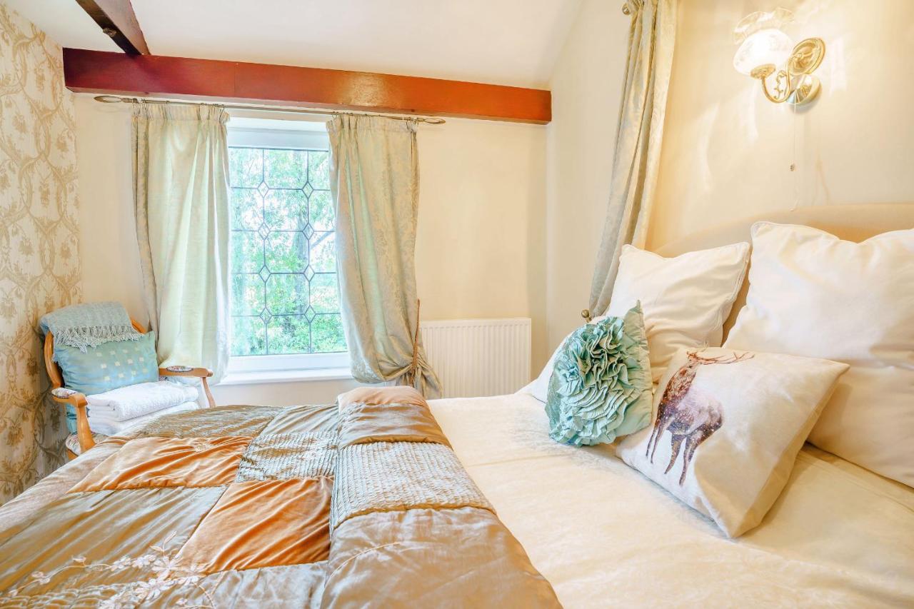 Ash Cottage คลานท์วิท เมเจอร์ ภายนอก รูปภาพ