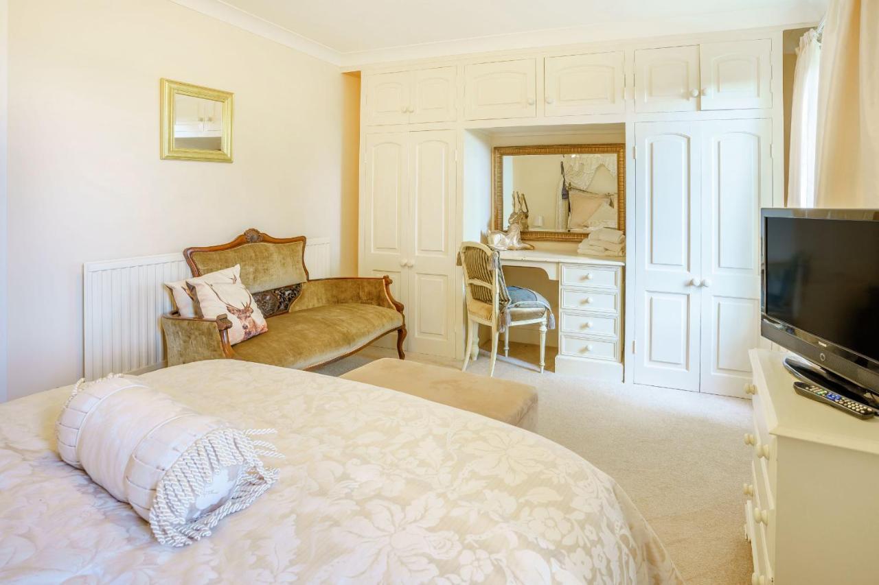 Ash Cottage คลานท์วิท เมเจอร์ ภายนอก รูปภาพ